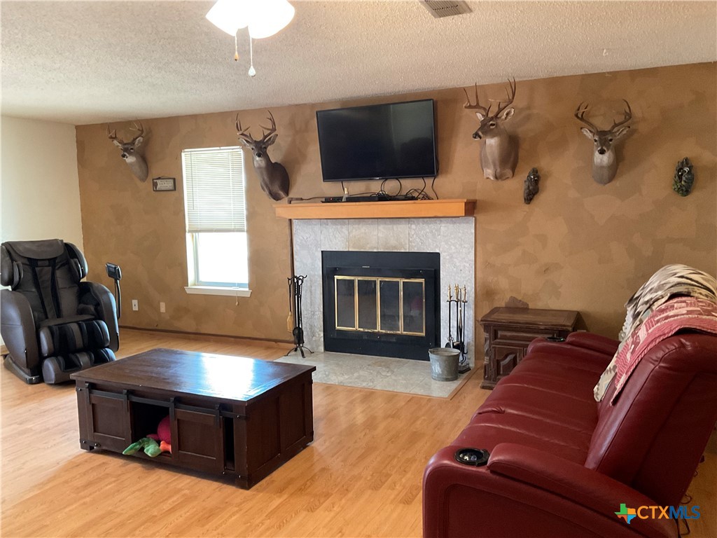 389 Hausmann Road Property Photo 32