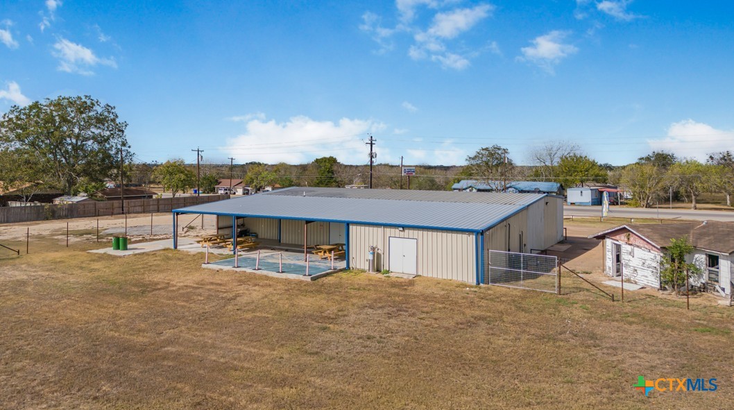 803 Us Highway 77a N Property Photo 23