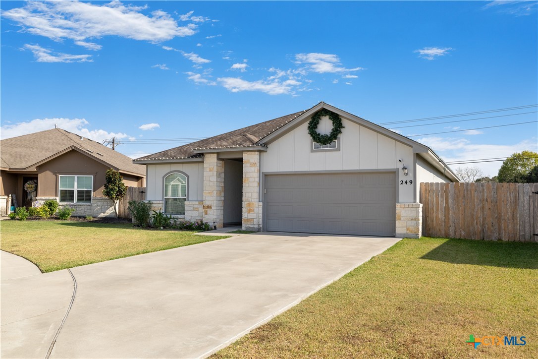 249 Cobble Stone Court Property Photo 1