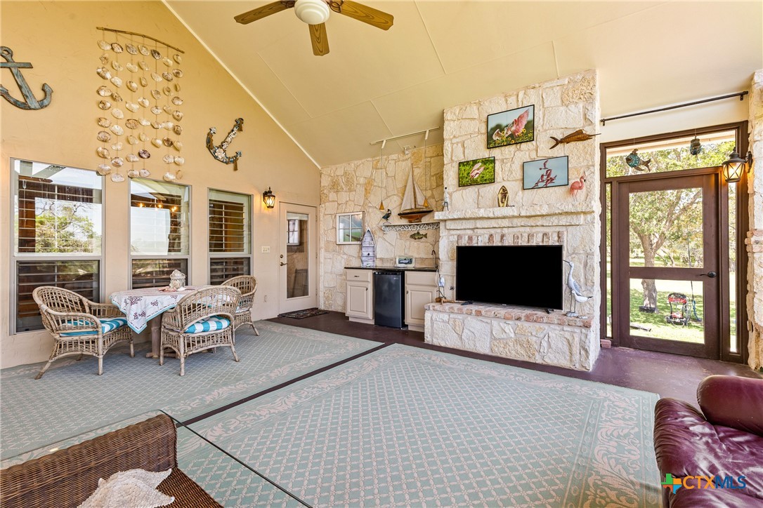 204 Kendall Jackson Property Photo 23