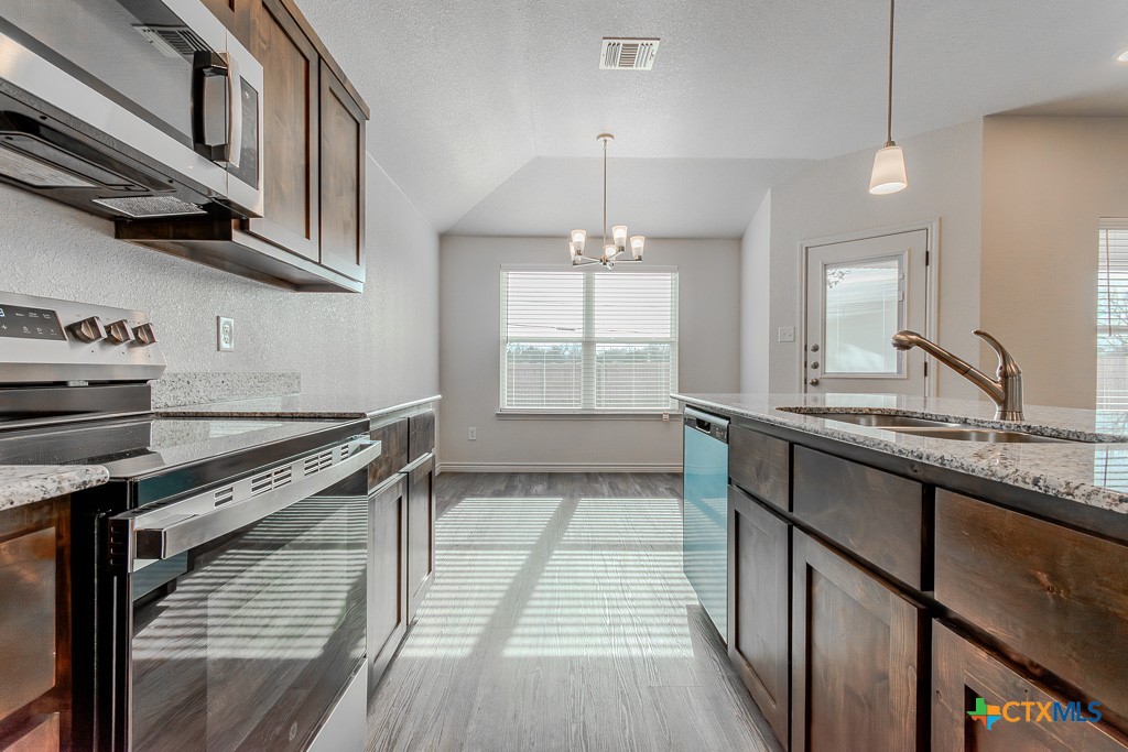 1104 Karen Drive Property Photo 11