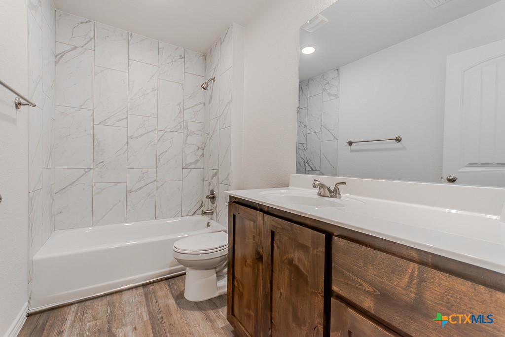 1104 Karen Drive Property Photo 16