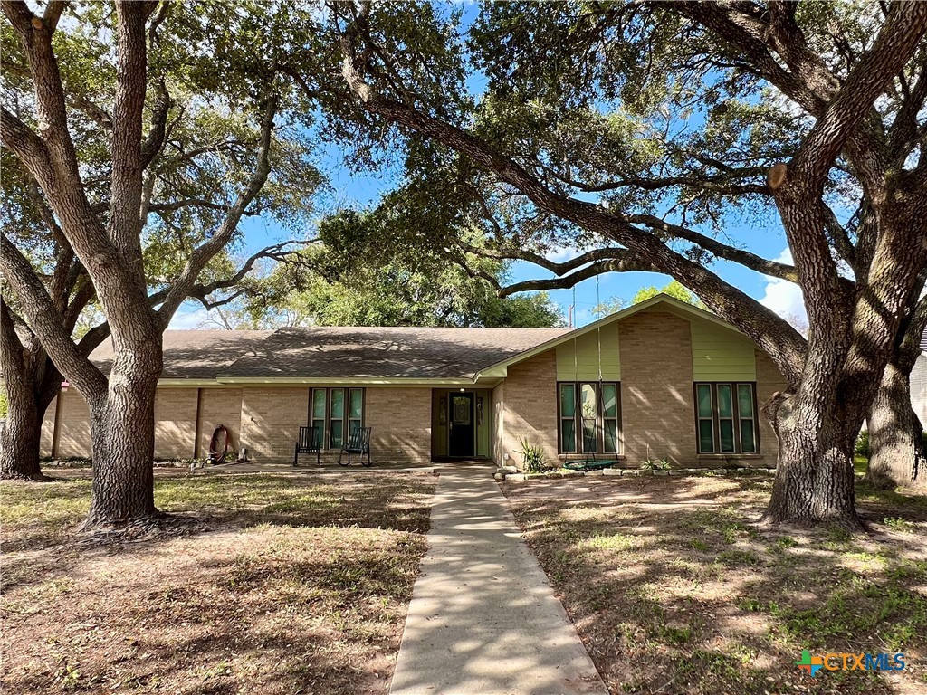 303 Birchwood Drive Property Photo 1