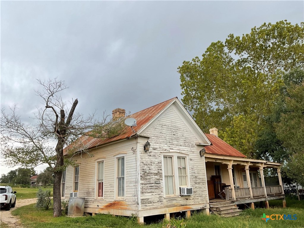 14394 US Highway 90a Property Photo 1