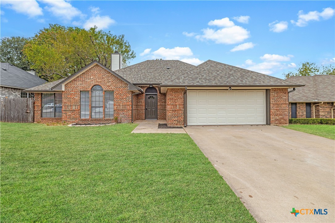 412 Silver Creek Drive Property Photo 1