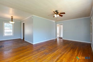 506 Powell Street Property Photo 3