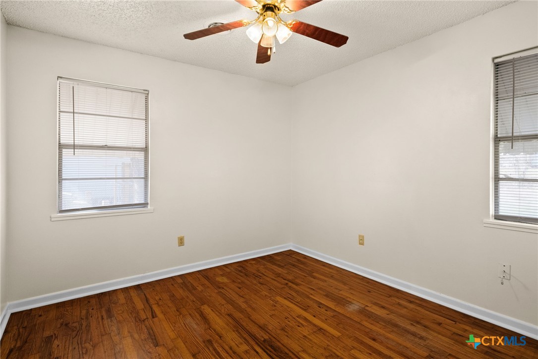 302 Easy St Property Photo 17