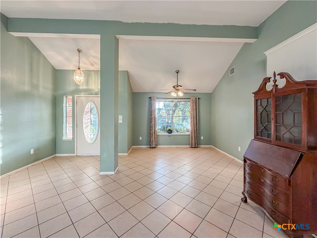 2741 Connie Drive Property Photo 3