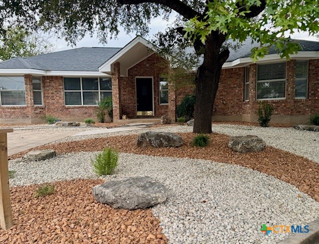 1301 Fieldcrest Property Photo 1