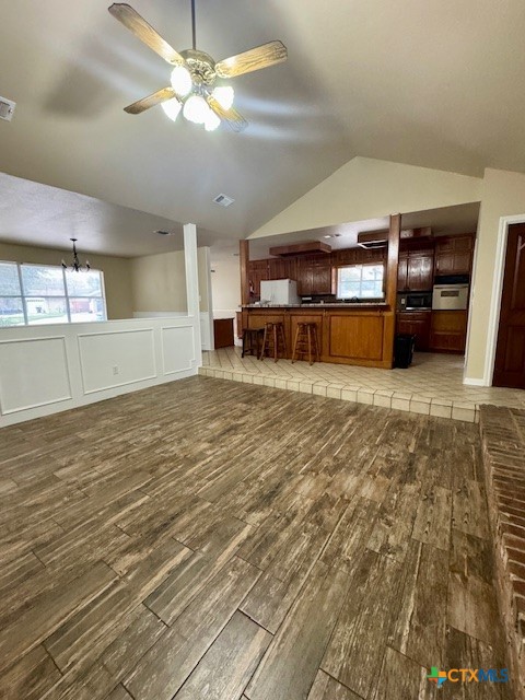 1301 Fieldcrest Property Photo 5