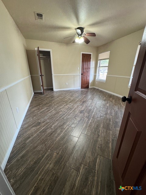 1301 Fieldcrest Property Photo 10