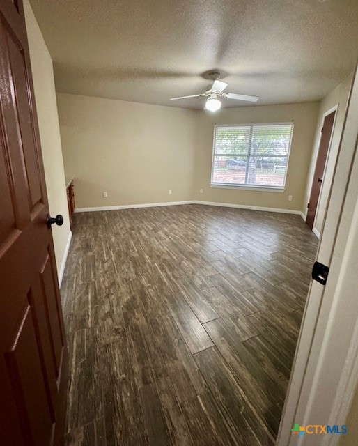 1301 Fieldcrest Property Photo 11