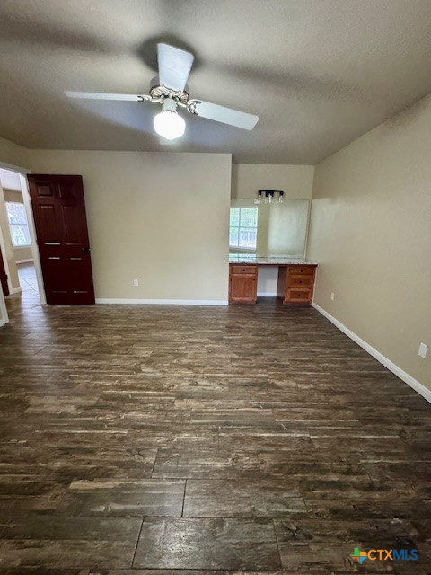 1301 Fieldcrest Property Photo 12