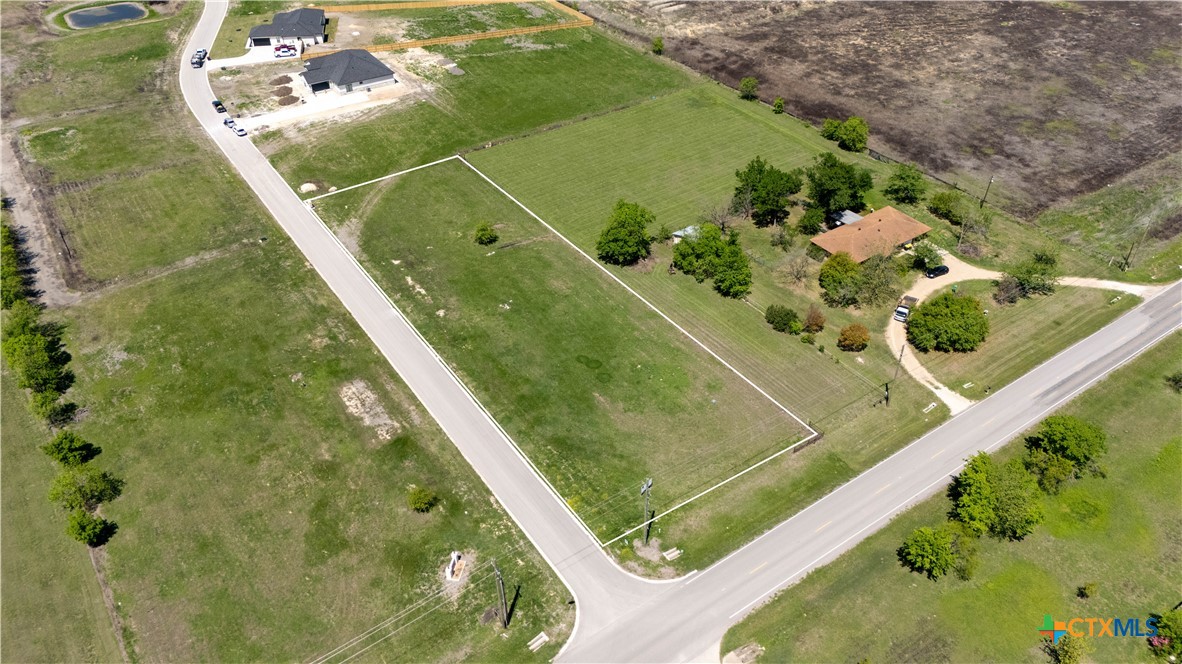 8104 Evenfall Lane Property Photo 3