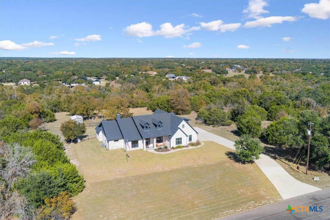 1250 E Creekview Drive Property Photo 1
