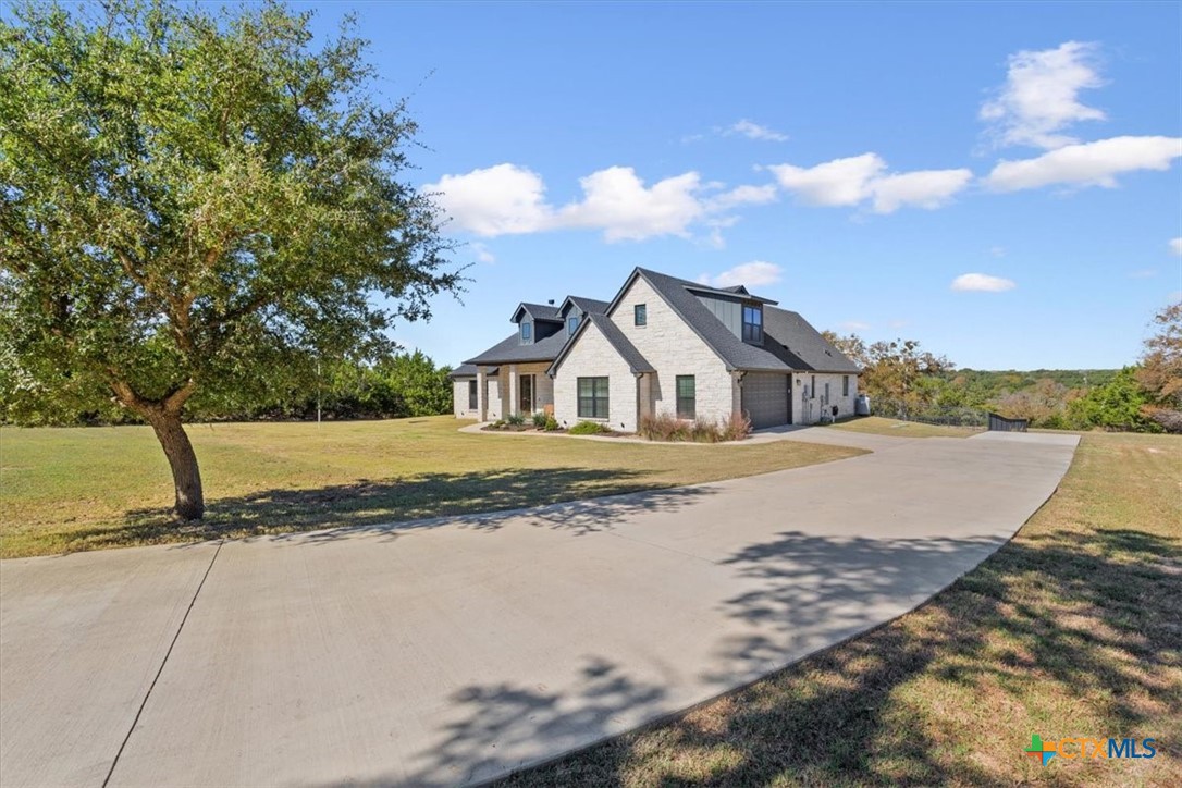 1250 E Creekview Drive Property Photo 3