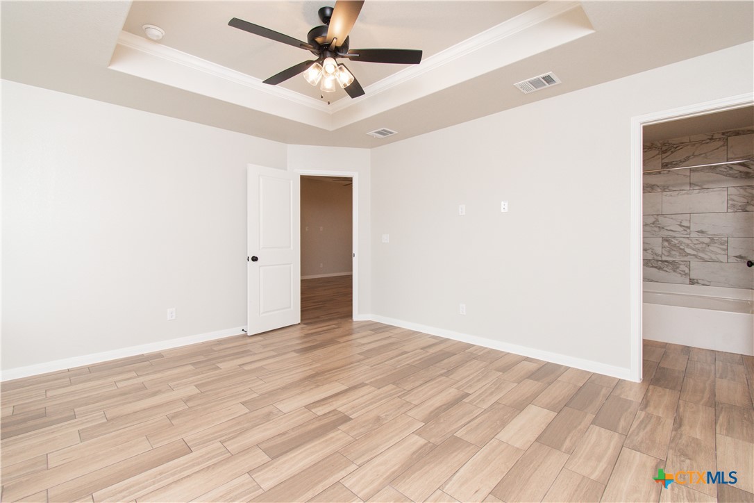2558 Cowgirl Trail Property Photo 13