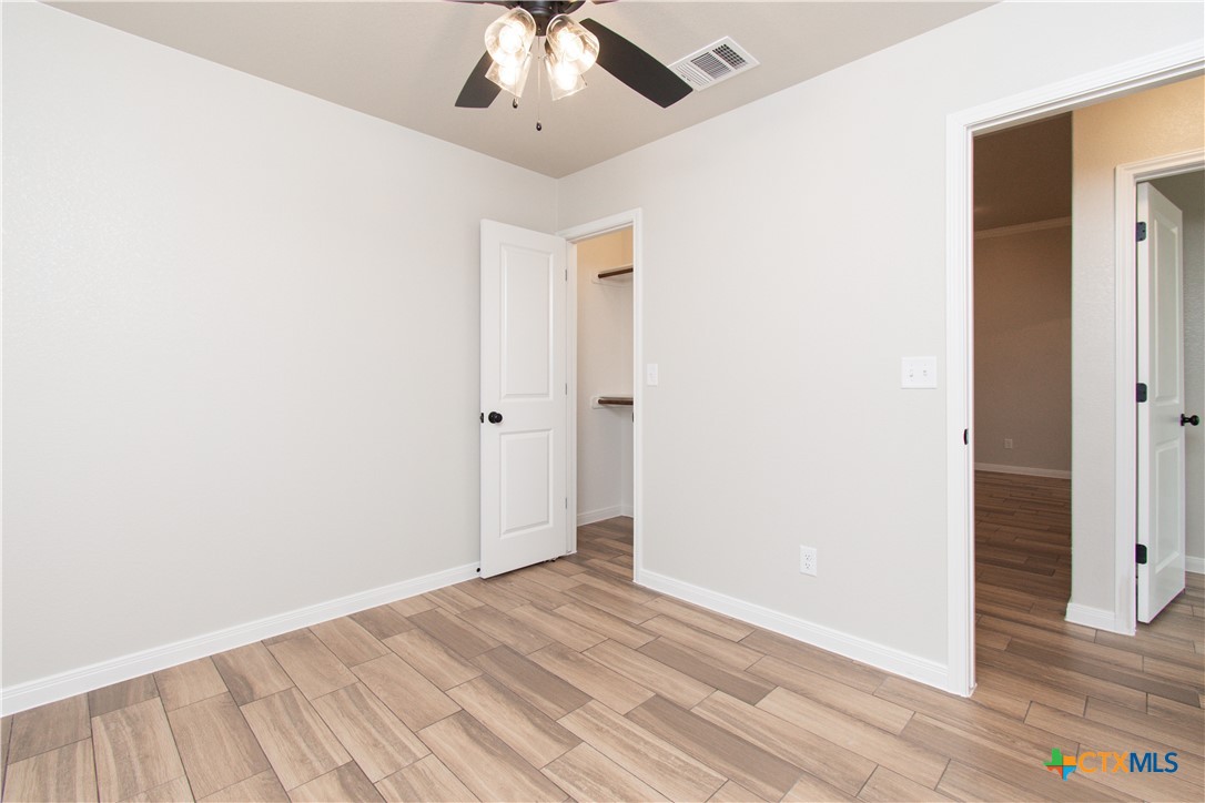 2558 Cowgirl Trail Property Photo 17