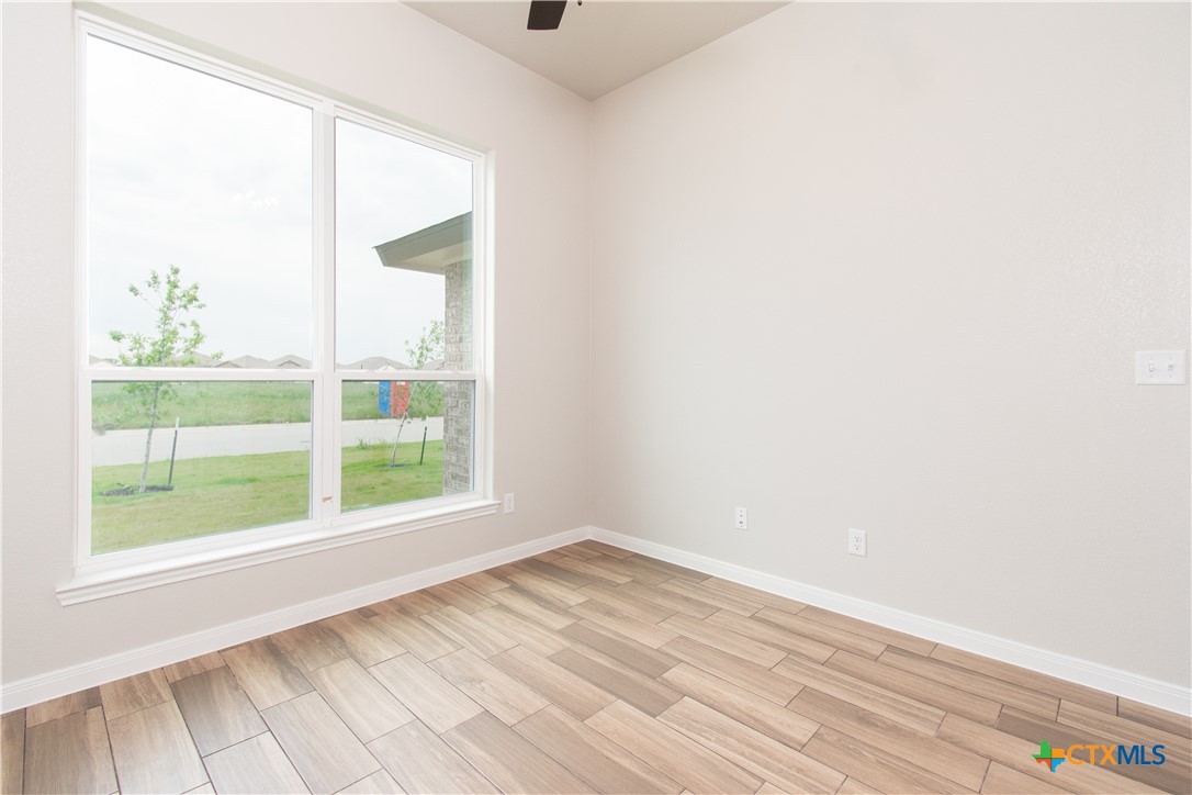 2558 Cowgirl Trail Property Photo 21