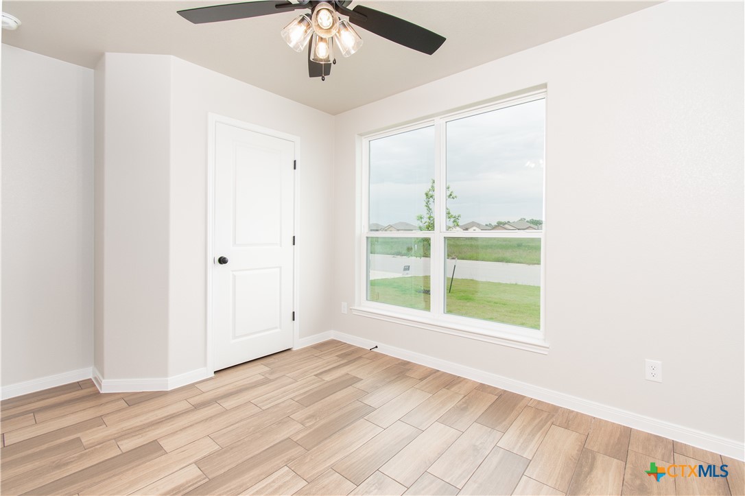 2558 Cowgirl Trail Property Photo 24