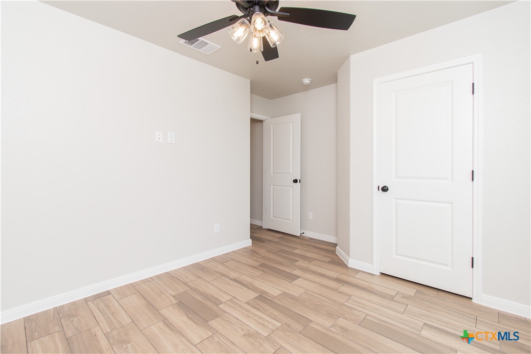 2558 Cowgirl Trail Property Photo 25