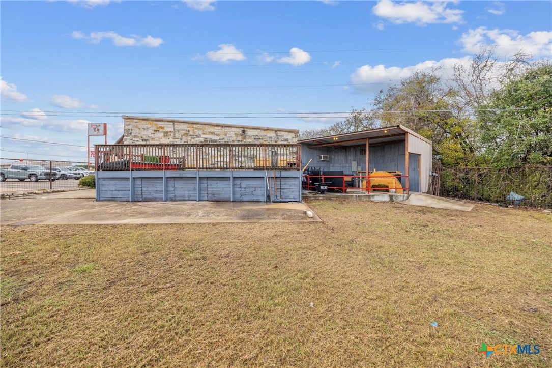 1505 E Veterans Memorial Boulevard Property Photo 24