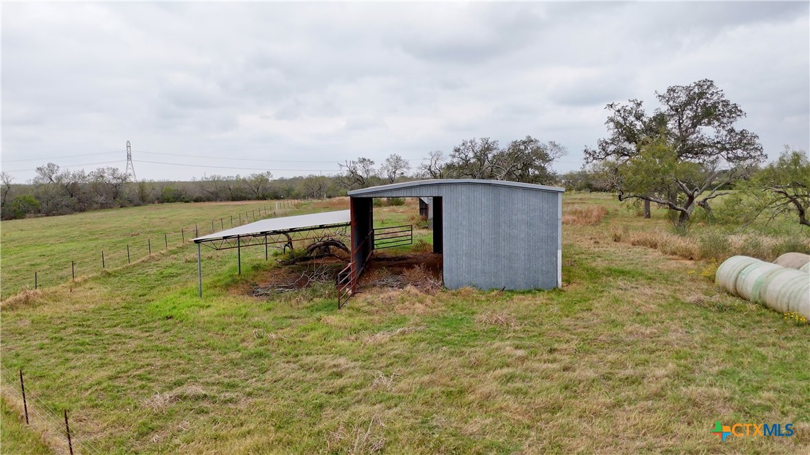 1211 Leissner School Road Property Photo 6