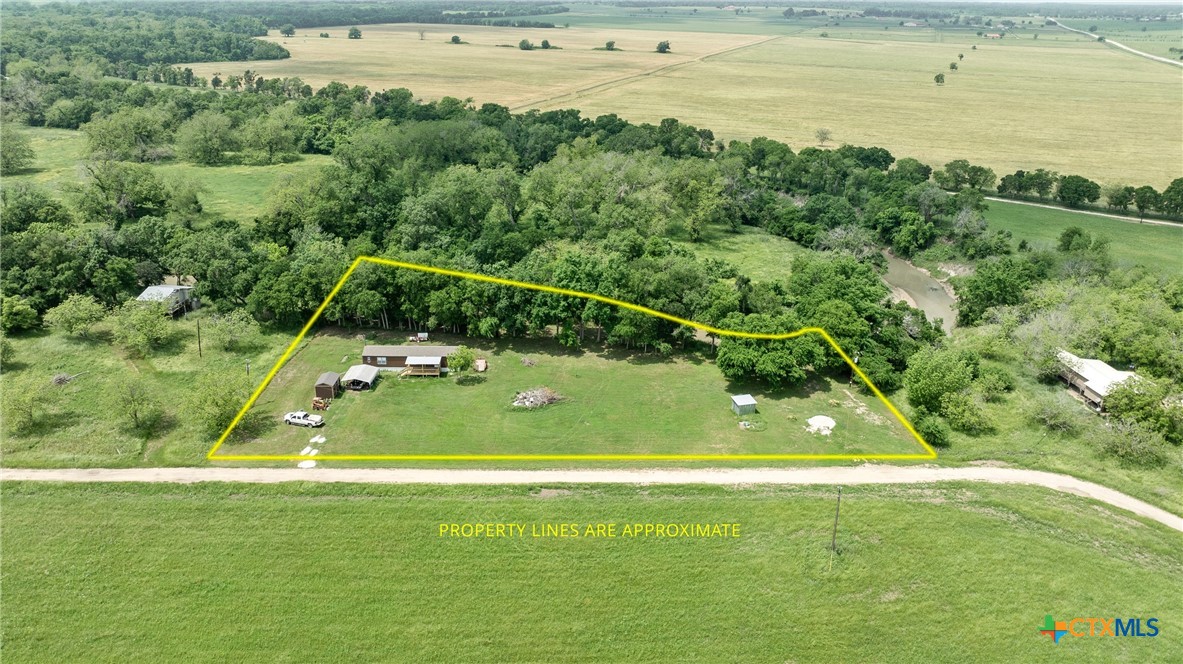 5529 N. Fm 487 Property Photo 4