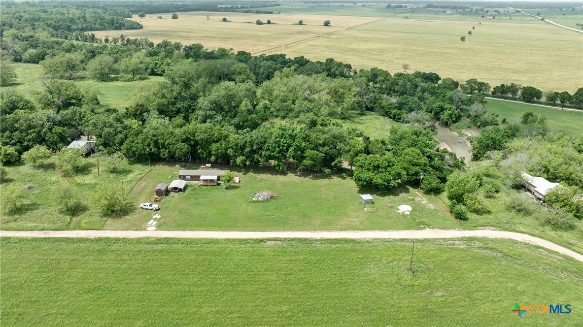 5529 N. Fm 487 Property Photo 6