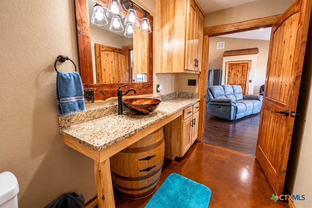 1825 Savanna Ridge Ranch Road Property Photo 13