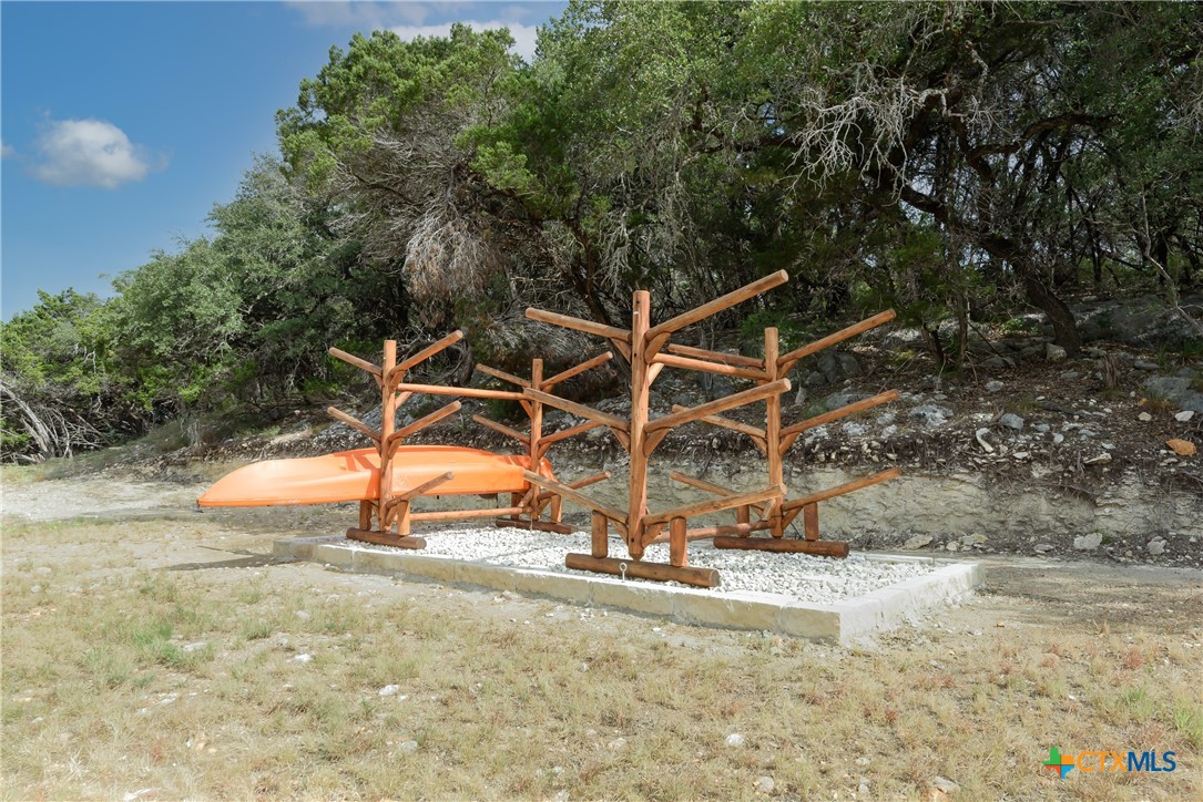 911 Enchanted View Property Photo 15