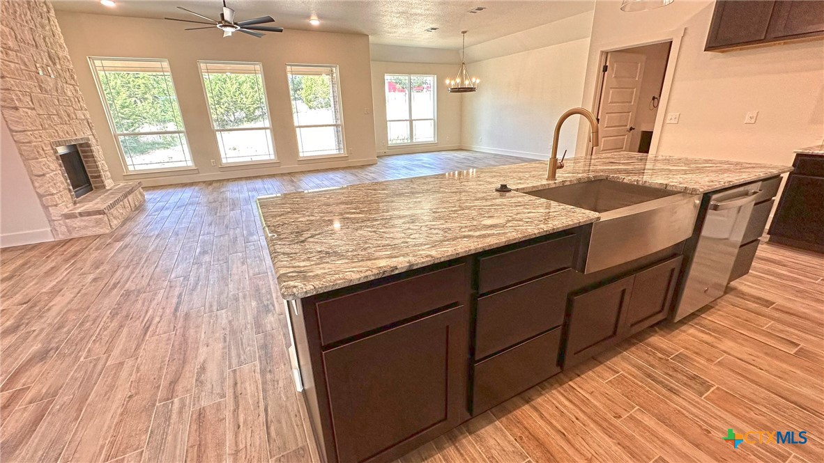 818 Estate Circle Property Photo 11