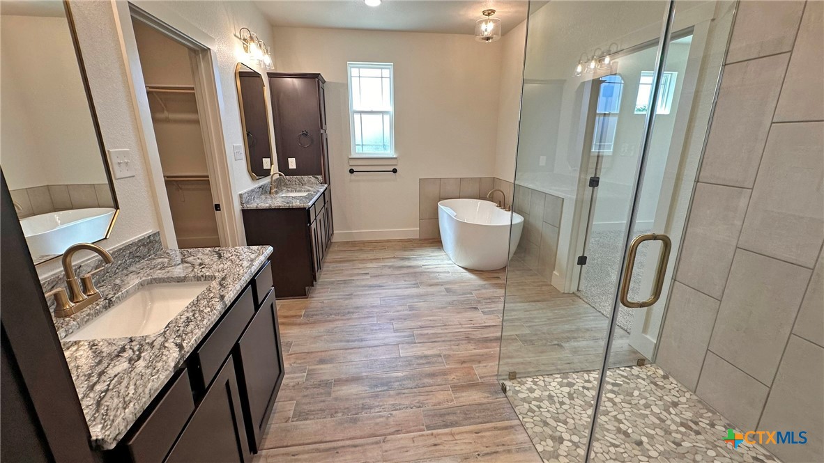 818 Estate Circle Property Photo 26