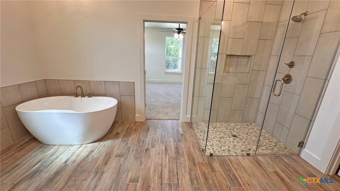 818 Estate Circle Property Photo 32