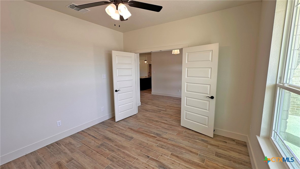 818 Estate Circle Property Photo 35