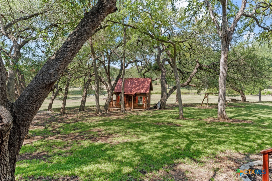 300 Salado Creek Place Property Photo 10