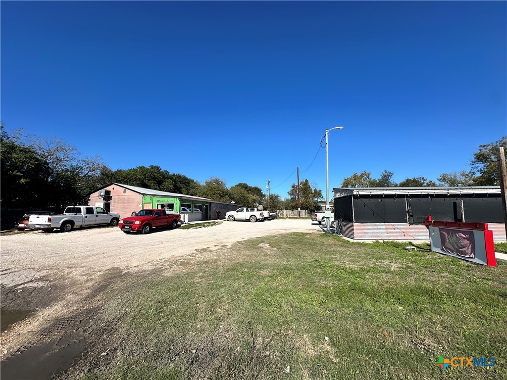 4004 Fm 78 Property Photo 2