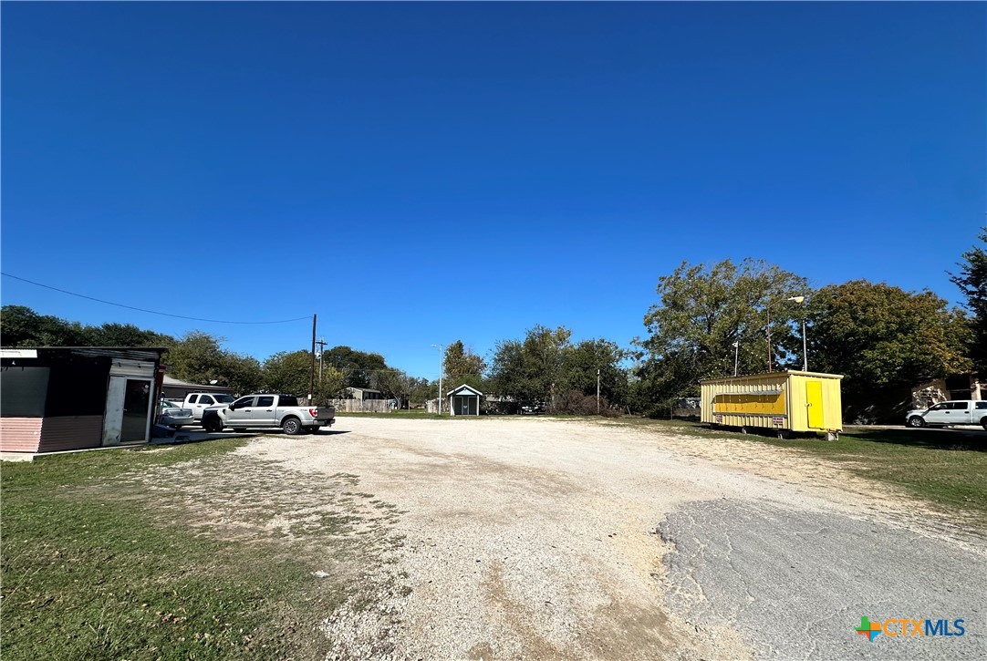 4004 Fm 78 Property Photo 3