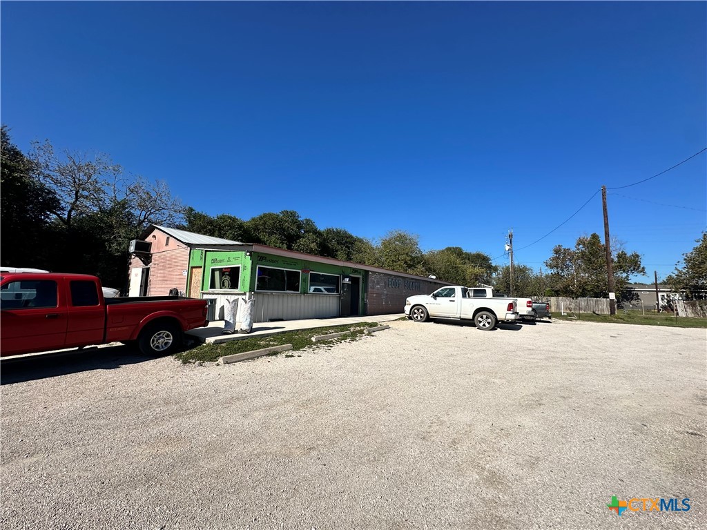 4004 Fm 78 Property Photo 4