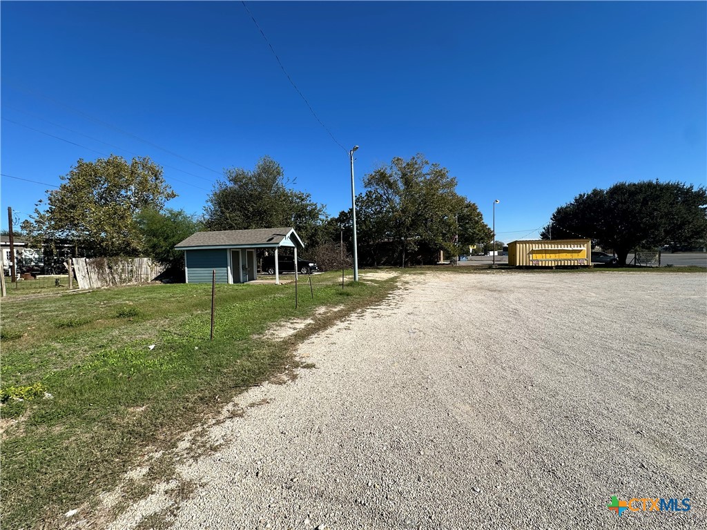 4004 Fm 78 Property Photo 5