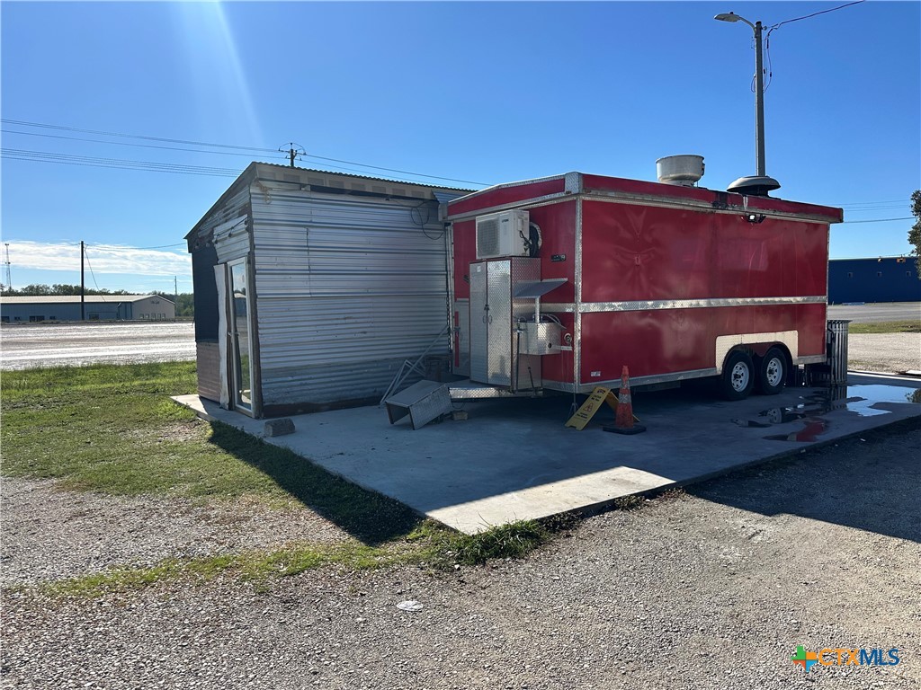 4004 Fm 78 Property Photo 18