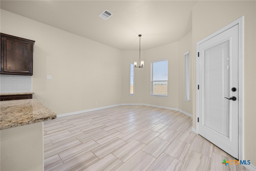 2518 Meadow Lark Drive Property Photo 7