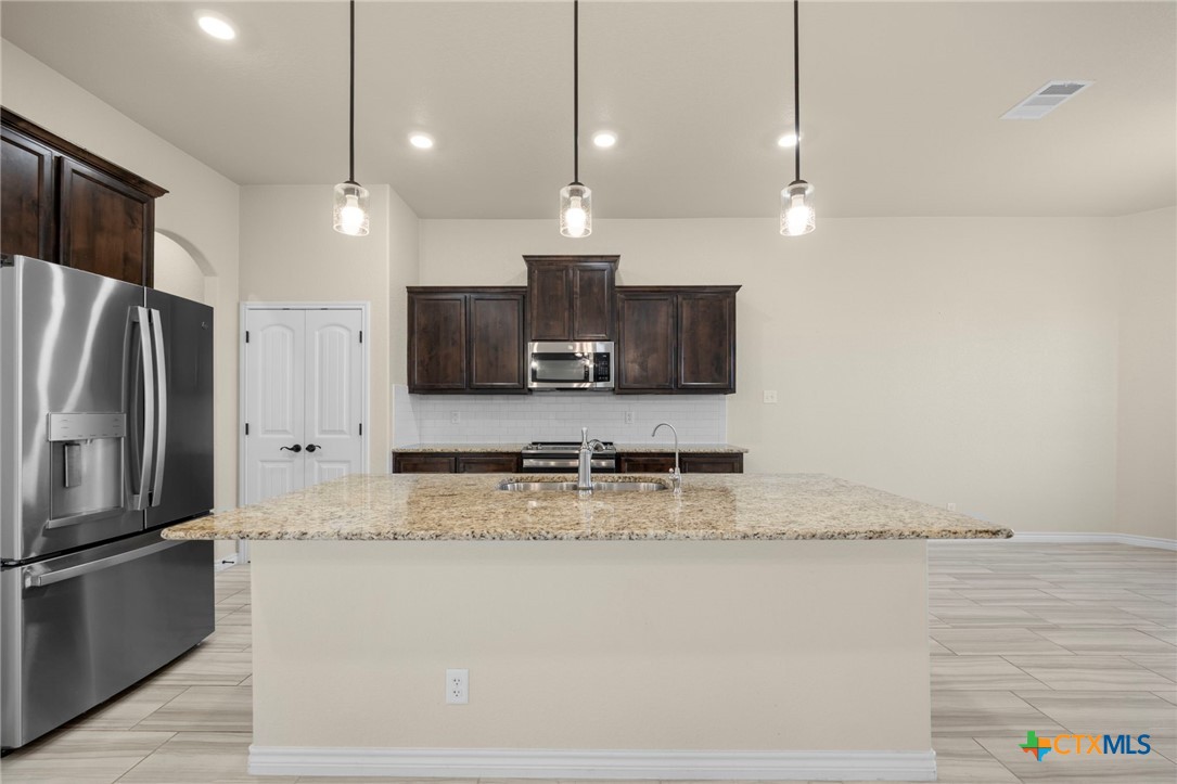 2518 Meadow Lark Drive Property Photo 13