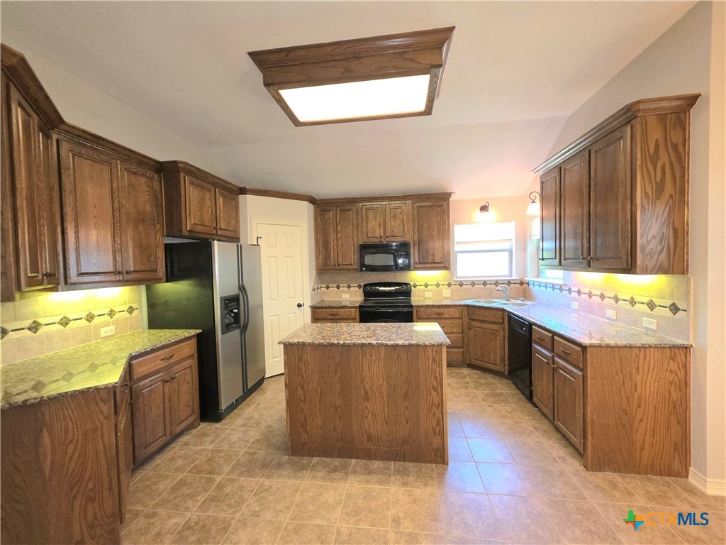 5020 Sean Patrick Glen Property Photo 7