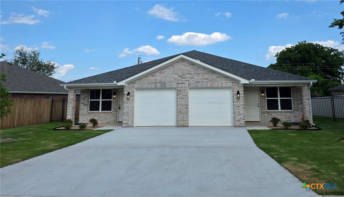 503 Bonnie Property Photo 1