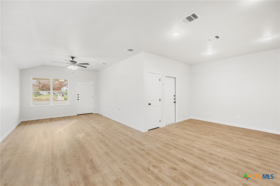 503 Bonnie Property Photo 14