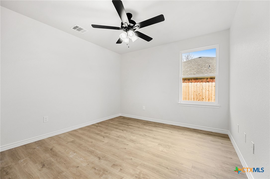 503 Bonnie Property Photo 16