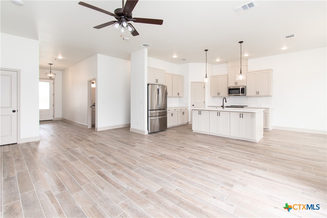 1301 Rylee Lane Property Photo 6