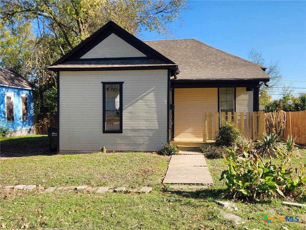 209 S 27th Street Property Photo 2