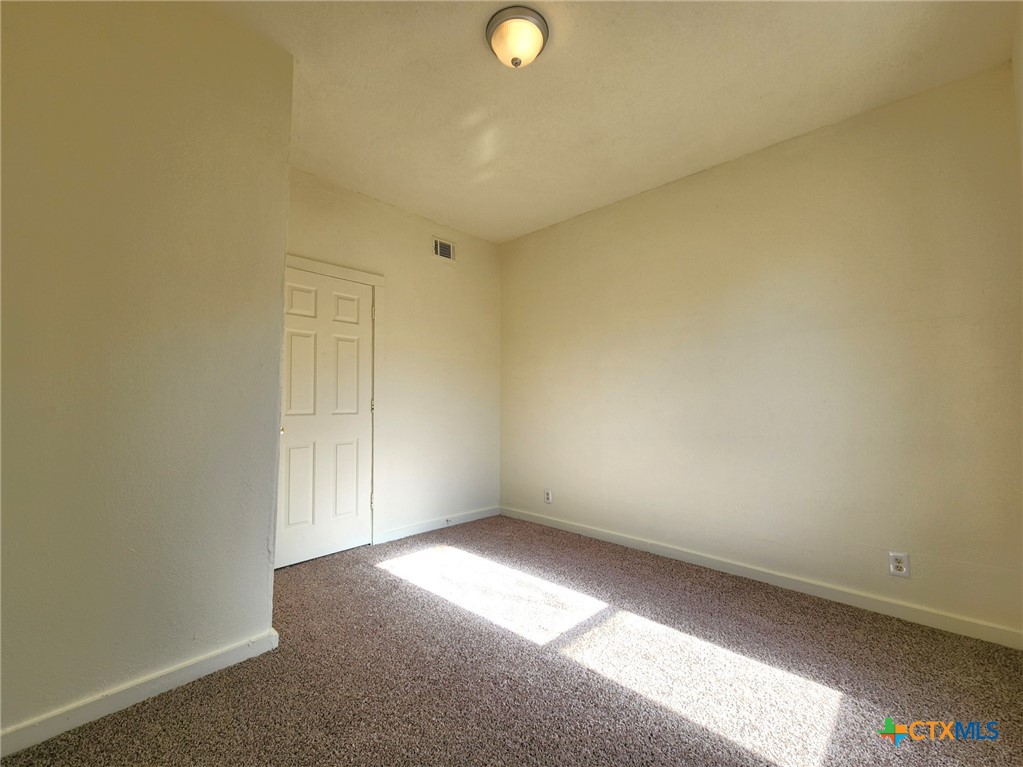 209 S 27th Street Property Photo 16
